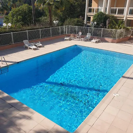 Luxurious Sea View Cannes Vieux Cannet 아파트