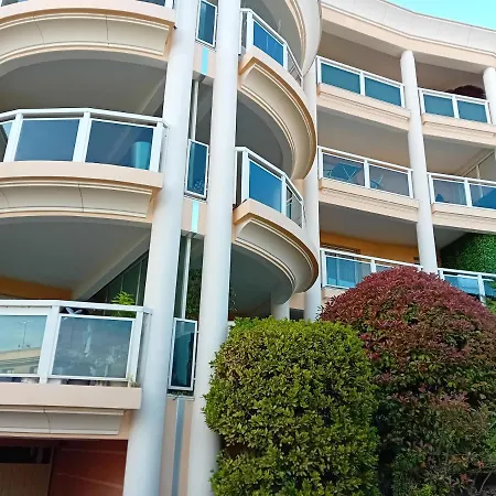 Luxurious Sea View Cannes Vieux Cannet Apartment