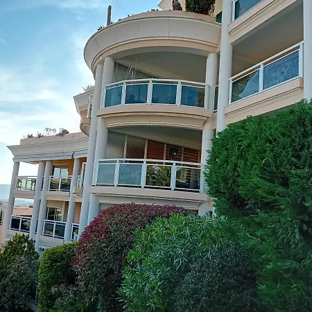 Luxurious Sea View Cannes Vieux Cannet Apartment