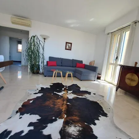 Luxurious Sea View Cannes Vieux Cannet Apartment